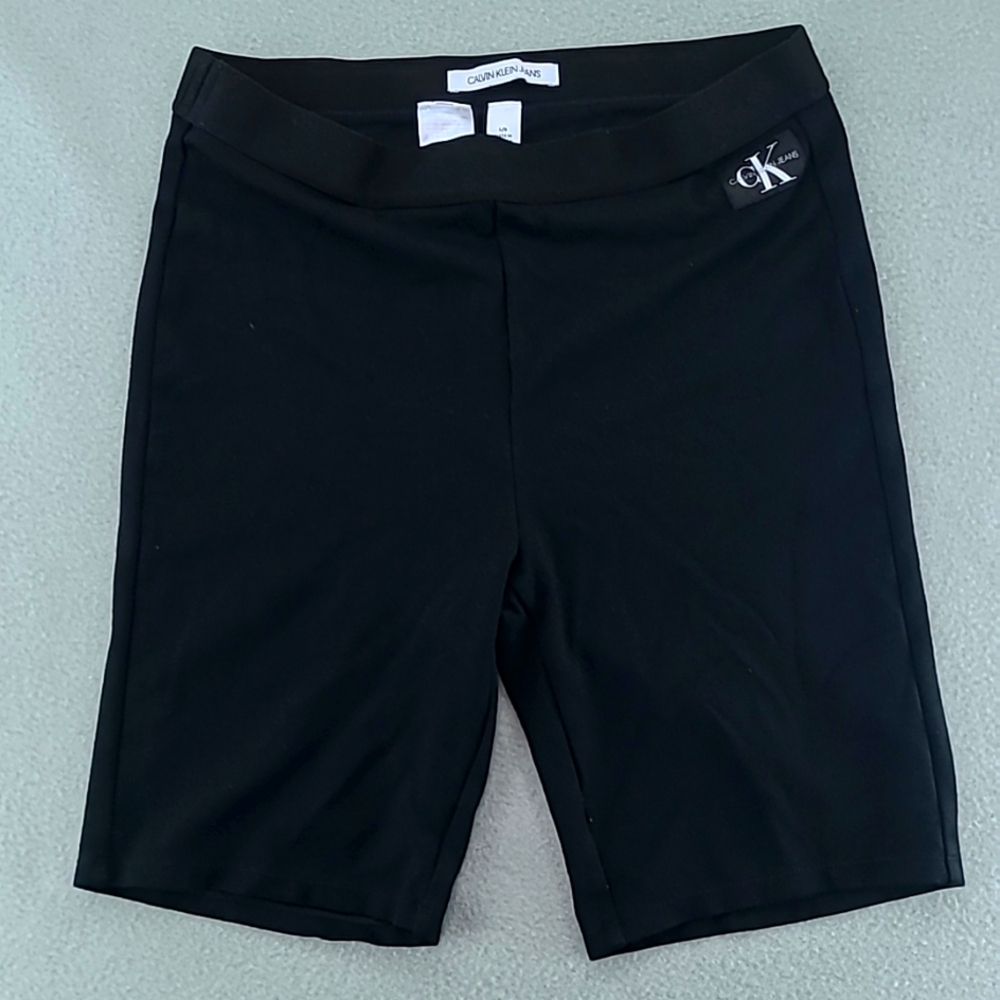 Calvin Klein Jeans Women's Black Biker‎ Shorts - Size Large